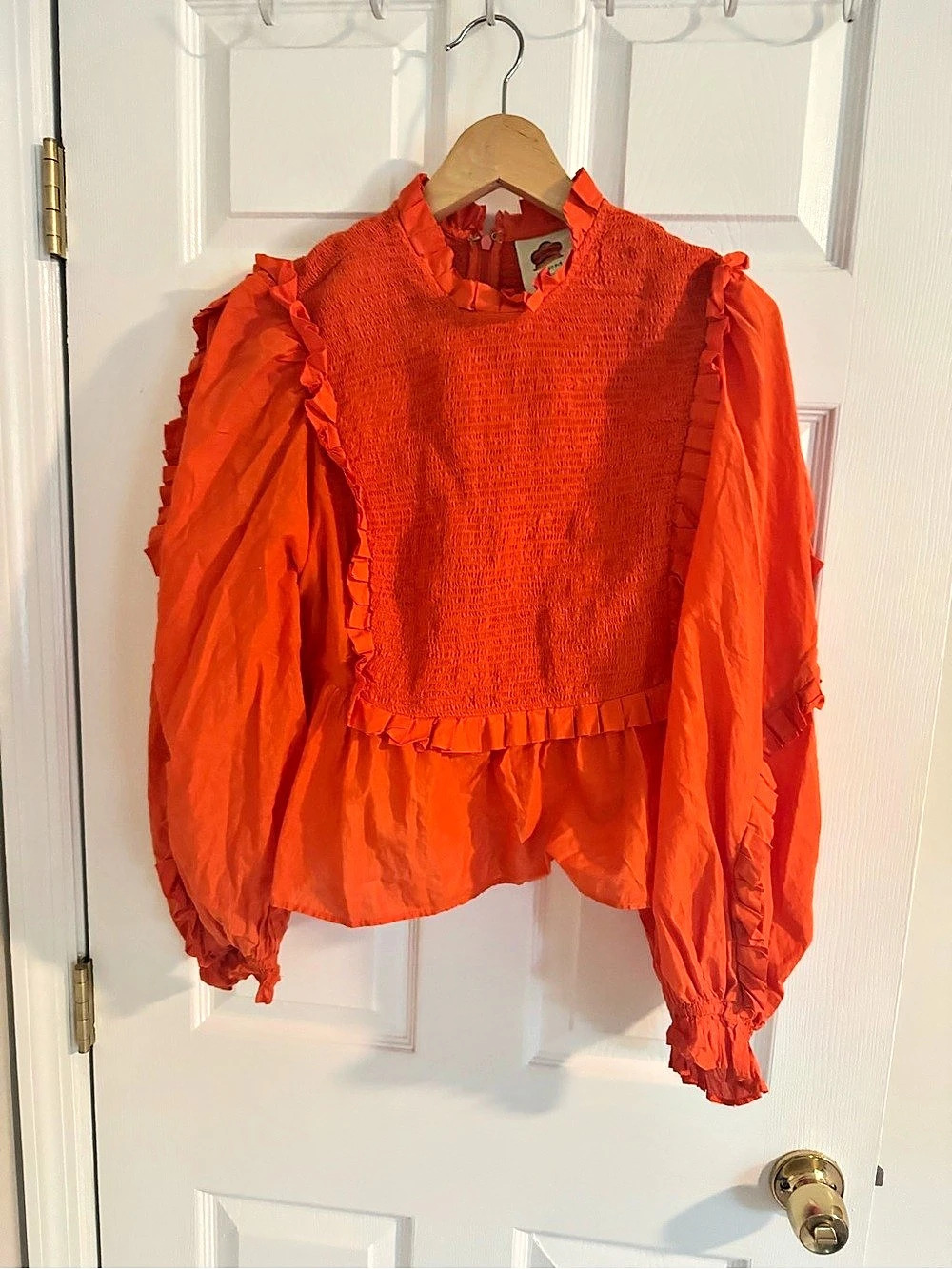 Farm Rio Orange Smocked Ruffle Blouse Size Medium - Picture 2 of 12